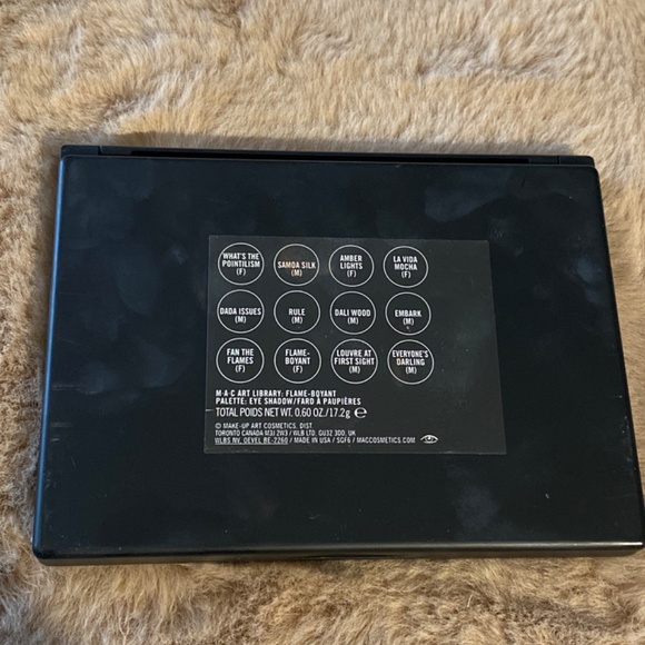 MAC Art Library Flame-Boyant Eyeshadow Palette - Picture 2 of 5